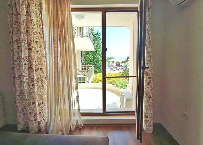 Diamond * Μπουργκάς